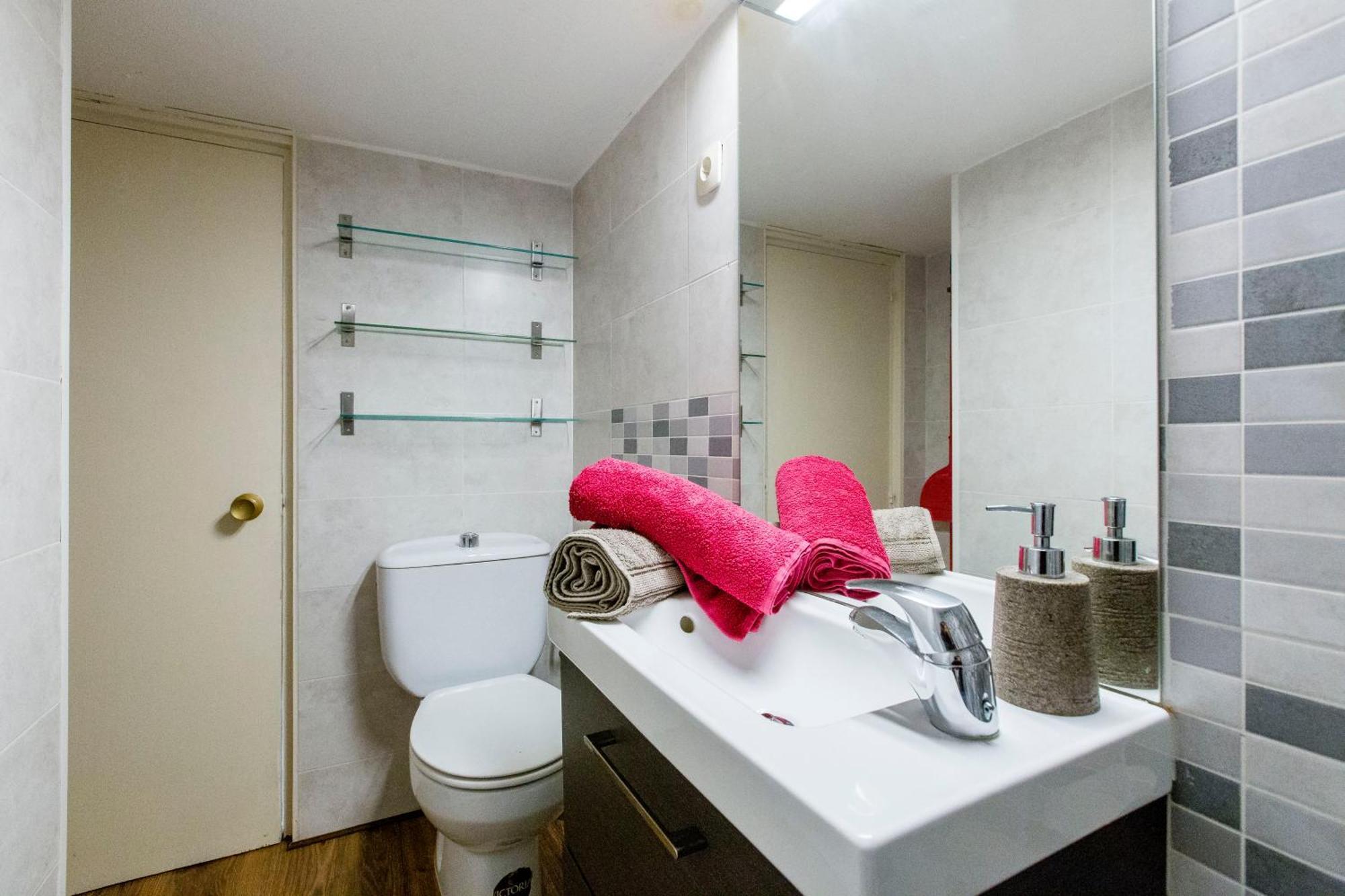 Апартаменты Sunny N Quiet Penthouse In The Center.Atico Centro Мадрид Экстерьер фото